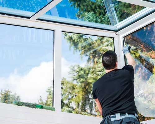 exterior window cleaning